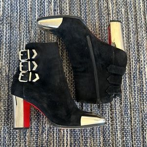 CHRISTIAN LOUBOUTIN || Suede Boots